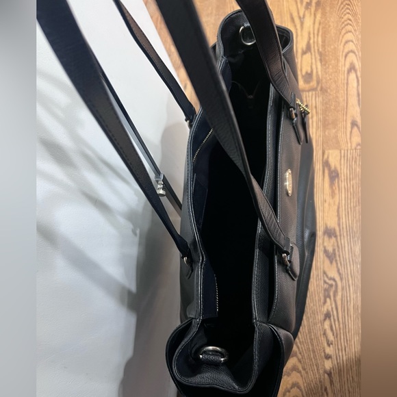 Black Leather Coach Multi Function Bag - Briefcase, Baby bag - Picture 3 of 3